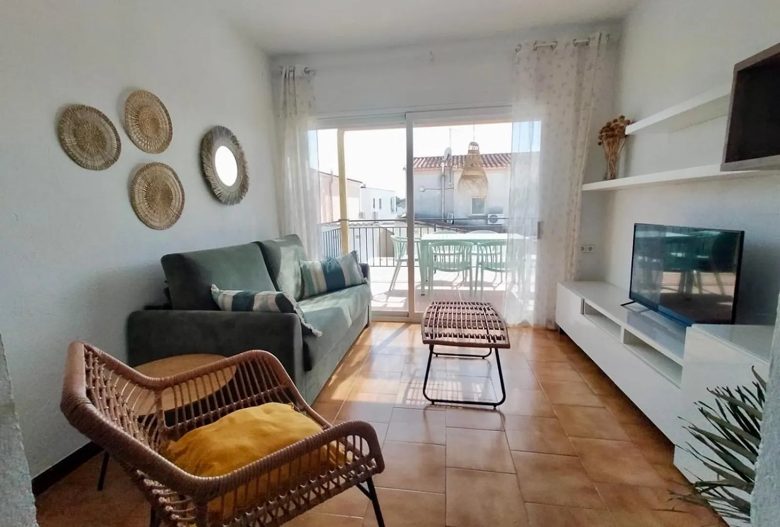 Gorgot P1 I Apartamento Con Terraza Y Piscina Comunitaria Cerca De La Playa Empuriabrava 0*,