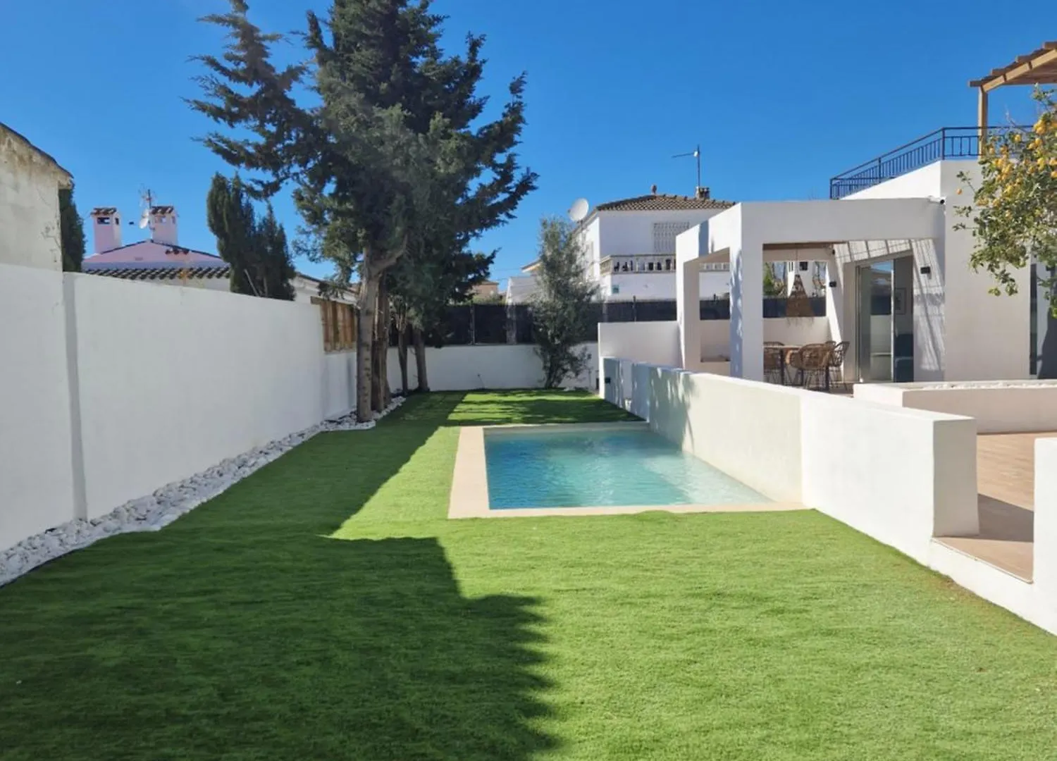 Gorgot P1 I Apartamento Con Terraza Y Piscina Comunitaria Cerca De La Playa Empuriabrava 0*,  Spain