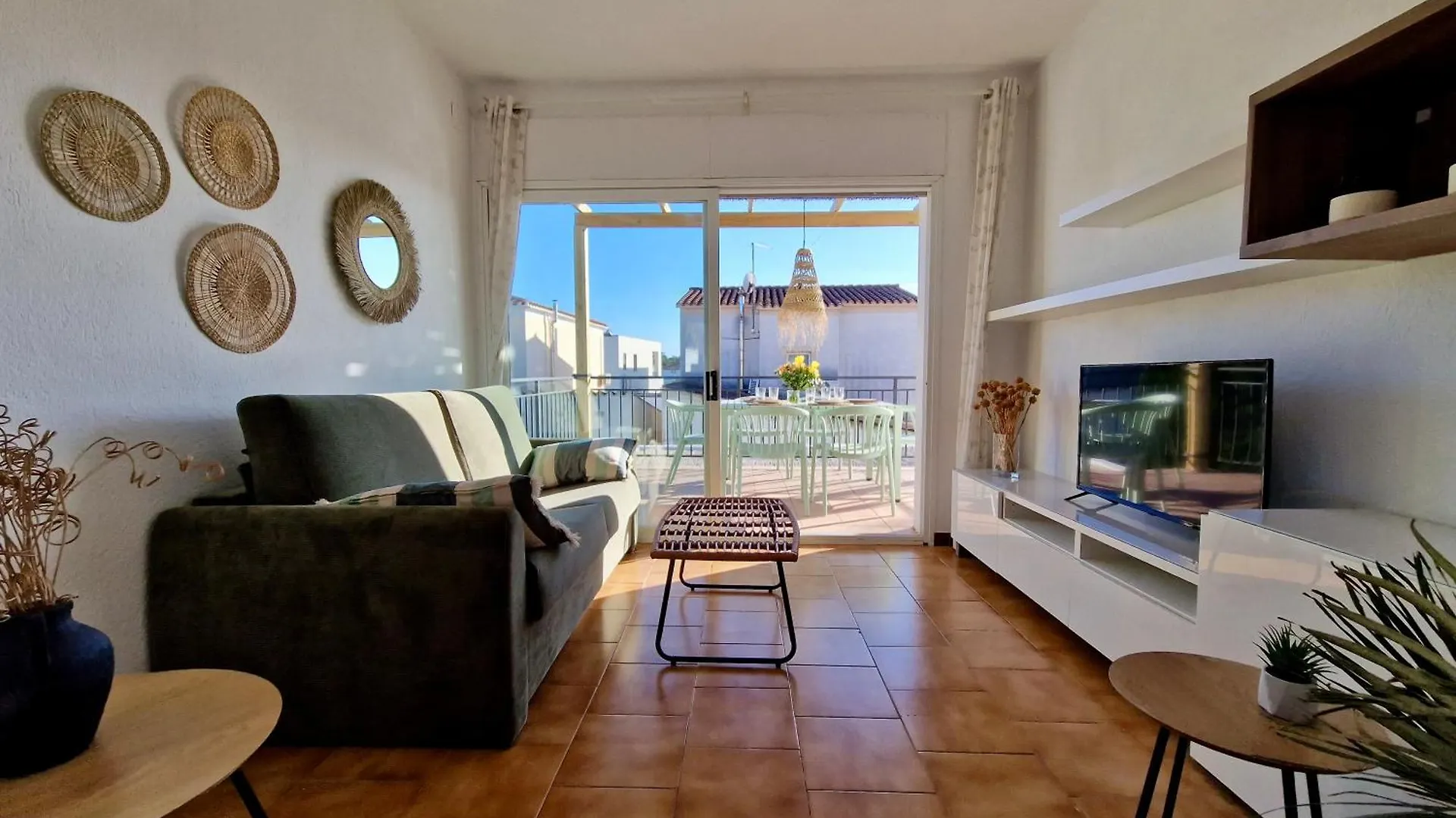 Gorgot P1 I Apartamento Con Terraza Y Piscina Comunitaria Cerca De La Playa Empuriabrava Apartment